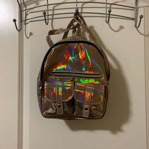 Holographic back pack